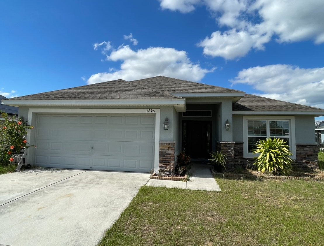 1295 Legatto Loop, Dundee, Florida 33838